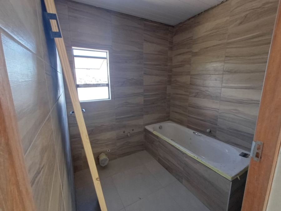 To Let 3 Bedroom Property for Rent in Albertinia Western Cape